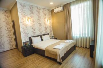 Двухместный номер Делюкс с 1 кроватью в Отеле Hotel Almi